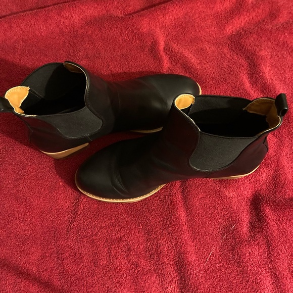 Classic women’s sophisticated black boots size 41. - Picture 3 of 5